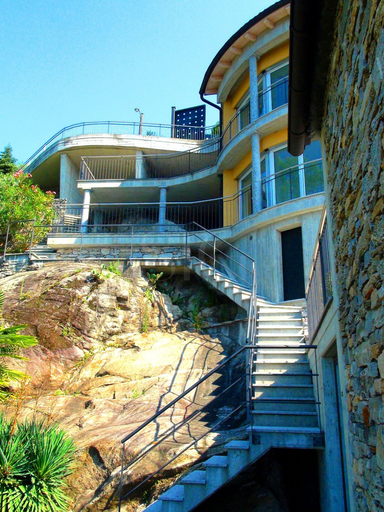 Brione - Villa con piscina e rustico